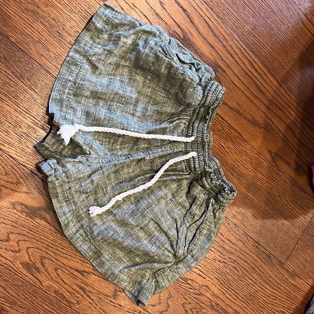 Mossimo xs woman’s shorts